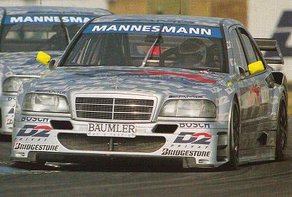 Maximizing the front spoiler Venturi section