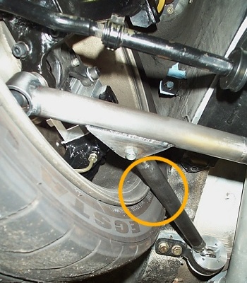 tire and wheel interference at full lock