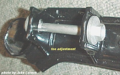 Jake Larson - Modified E30 subframe - toe adjustment